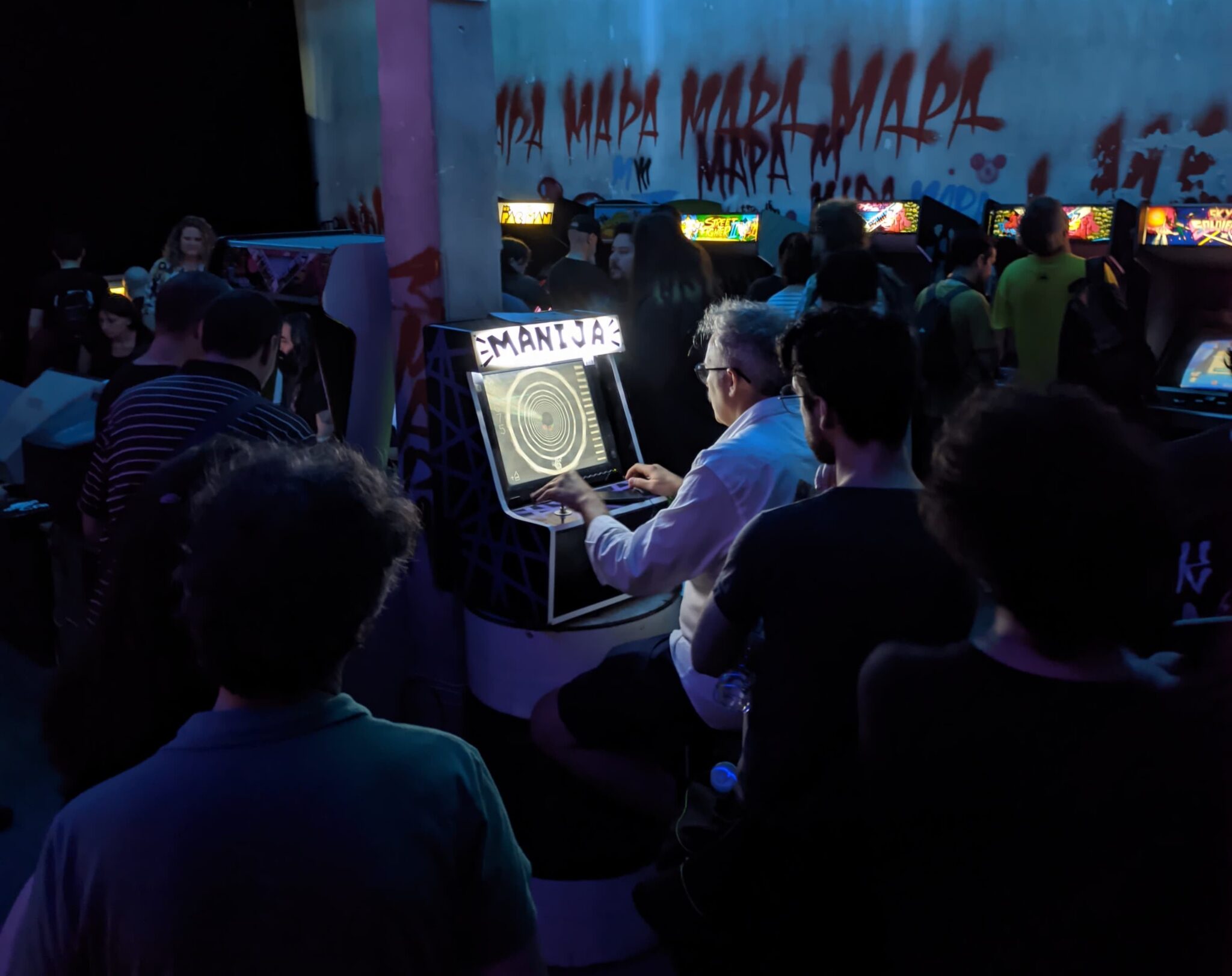 MANIJA en un encuentro de videojuegos